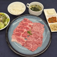 炭火焼肉 絵のある街 上野店のおすすめランチ1