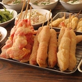 本場大阪では昔から親しまれ、大阪の食文化の代表格である「串かつ」を、独自のこだわりやおいしさで再現しました。