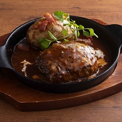 煮込みハンバーグ