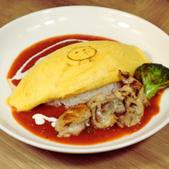 炭焼きチキンオムライス（ミニサラダ＆スープ付き）