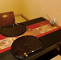 個室を中心とした店内。くつろぎの空間