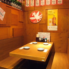 ご家族やご友人とのお食事にもぴったりの場所で、広々とした明るい空間が心地よく、リラックスしながら過ごせます。おいしい食事と共に充実した時間をお過ごし下さい。