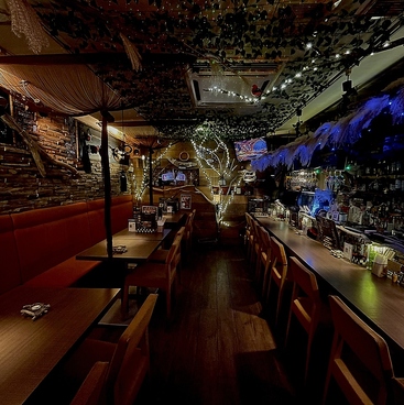 酒場NATUREの雰囲気1