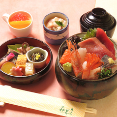本日の海鮮丼ランチセット