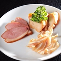 料理メニュー写真&nbsp;スモーク盛り合わせ