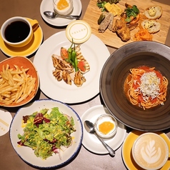 YELLOU イエローの特集写真