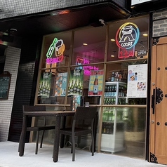 テラス席は2名様でご利用いただけます。