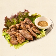 串カツ以外のメニューも豊富◎