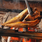 最高級『伴助干物』等、1,000℃の備長炭で焼いたふっくら、ジューシーな絶品干物を是非♪