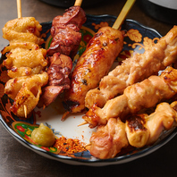 熟練の技が光る串焼き。秘伝のタレが自慢◎
