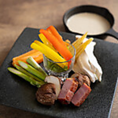 生野菜&溶岩焼き野菜のバーニャカウダ