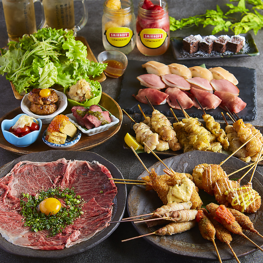 バルのようなお洒落空間で楽しむ創作串料理と肉炙り寿司と可愛いおばんざい