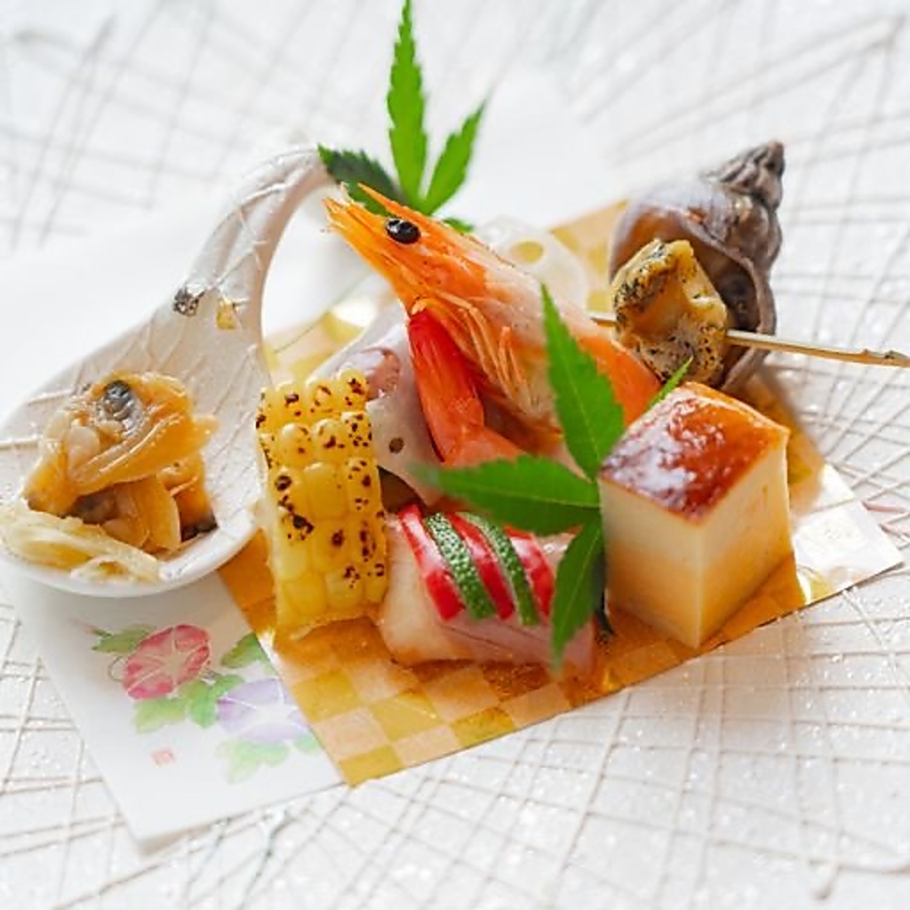 素材に寄り添う、丁寧な料理の館