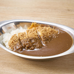 食堂の鶏カツカレー
