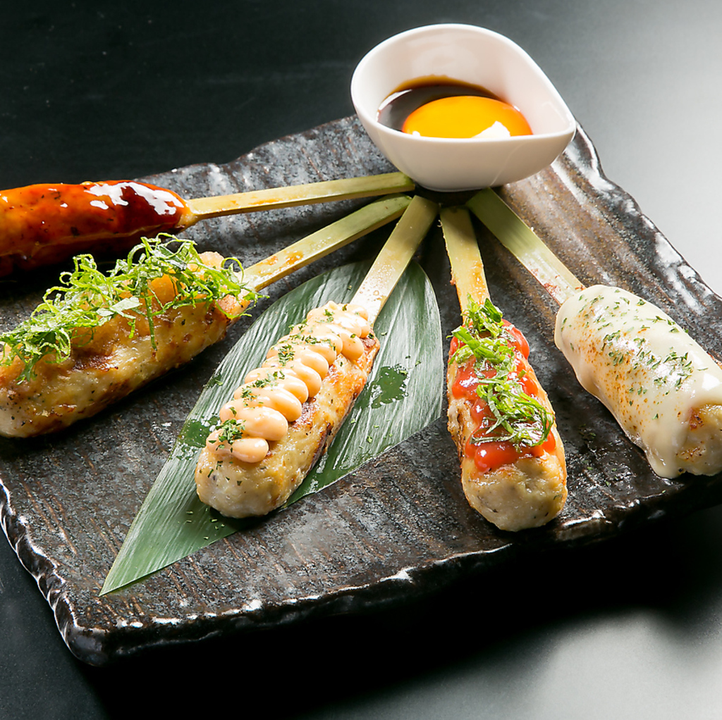 自慢の串焼きはどれも絶品！軟骨入りつくね串はトッピングが豊富なので是非ご注文下さい♪