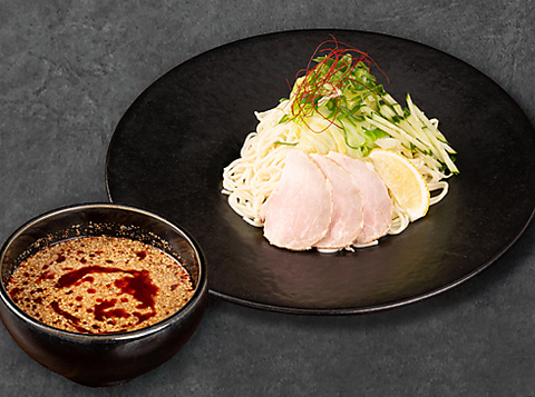 拘り抜いて作った麺の広島つけ麺、東京つけ麺、汁なし担々麺をご堪能下さい♪