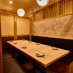 焼き鳥の絆 KIZUNA 新宿東口店の雰囲気3