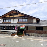 広々とした空間と駐車場完備でお出迎え！