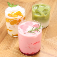 【季節限定の贅沢】自家製生メロンヨーグルトの写真