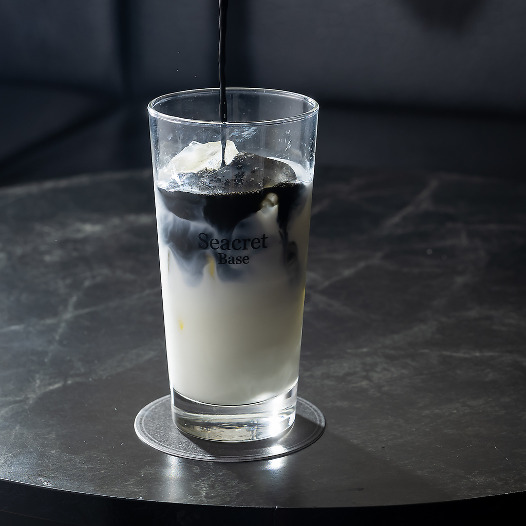 Seacret Base Cafe&Shisha Bar シークレットベースカフェアンドシーシャバーの写真ギャラリー