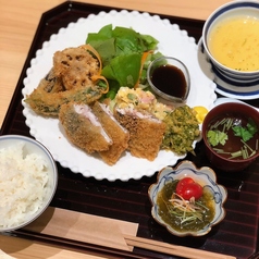 アジカツと野菜フライ御膳