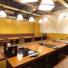 ◆幅広いシチュエーションに◎◆ご利用人数に応じた様々なお席をご用意しております。貸切宴会は最大160名様までご案内致します！上質な空間で贅沢なひとときをどうぞ…♪合コンや接待、女子会にも最適なコースを多数ご用意しております◎