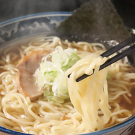 宴会の〆はこれで決まり！旨味が染み渡る特製ラーメン