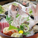 毎日地元業者から仕入れる新鮮な魚は、佐賀ならではの鮮度と旨さ！