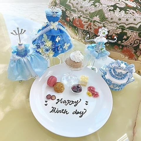 �I�g�M�m�J�~�}�` �T���h������