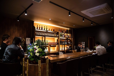 響・山崎・白州などのウイスキー・ワインBARが堺町に登場。個室２部屋あり