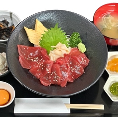 まぐろ漬け丼