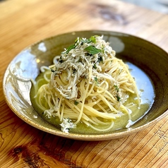 釜揚げしらすのペペロンチーノ