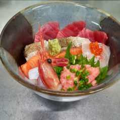 海鮮丼