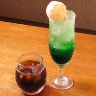 洋食屋ならではの多彩なドリンクをお楽しみください