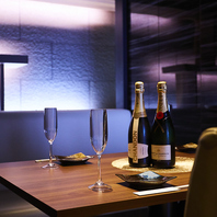 炭火香る和空間で、女子会も誕生日も飲み会も。