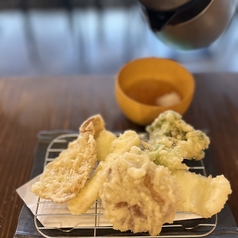 狐ヶ崎ヤングランド盛り(天ぷらおまかせ5品)