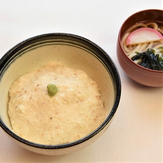 湯葉とろ丼　小うどん付き