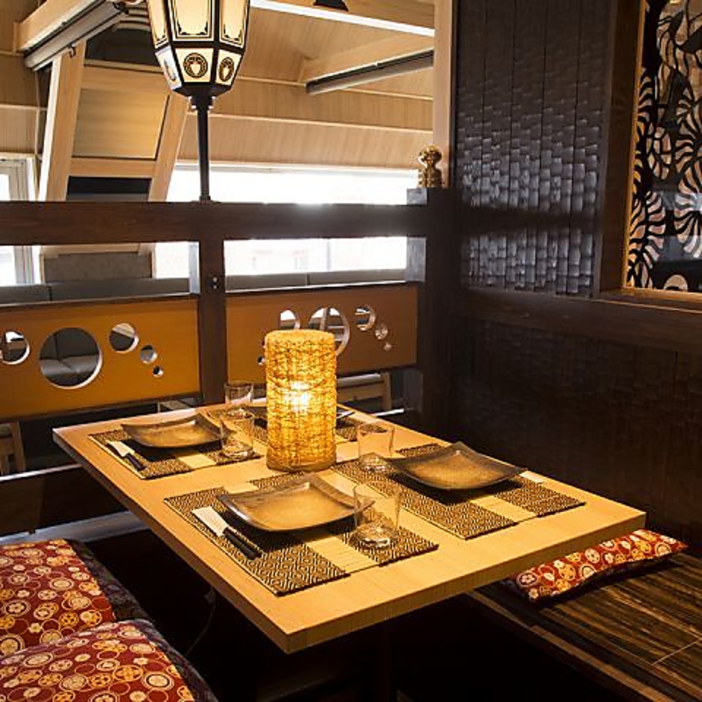 落ち着いた和モダン空間でゆったりと寛げる掘り炬燵♪2名様用のお席もご用意しております！
