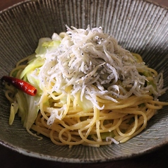 どっさりしらすの和風ペペロンチーノ