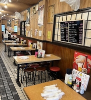 各種宴会や飲み会にも◎人数に合わせて使えるテーブル席
