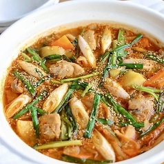 大山どりと霧島黒豚のチゲスープ鍋