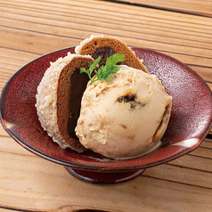 揚げまんじゅうと黒糖アイス