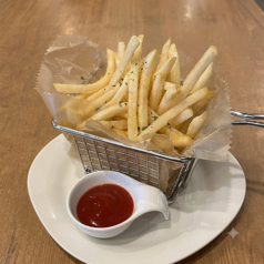 ブラックペッパーのポテトフライ