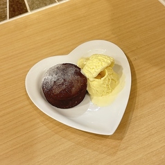 フォンダンショコラアイス添え