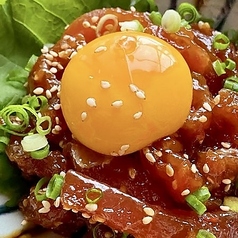 本生マグロの韓国風ユッケ