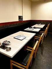 大人数でのご宴会やパーティーには、店舗貸切がおすすめです。周囲を気にすることなく、お客様だけのプライベートな空間で心ゆくまでお食事と会話をお楽しみいただけます。会社の歓送迎会や懇親会、仲間との盛大な飲み会など、様々なシーンでご利用ください。