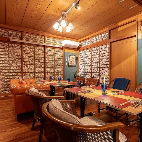 【築四十年の古民家を再生】もとぶ牛や県産魚を和洋の技で昇華させた創作料理を堪能！