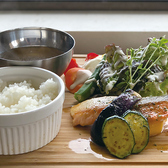 季節の外ごはんOkibi オキビの雰囲気2