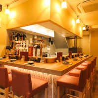 【お一人様もお気軽に◎】温もり感じるカウンター空間！