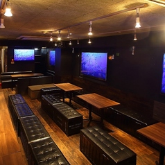 お忍びの会にもってこいの完全個室!!誕生日サプライズ⇒無料個室で誕生日サプライズ★スタッフ一同全力で盛り上げます♪お祝シャンパンも3時間飲み放題付8品2500円！